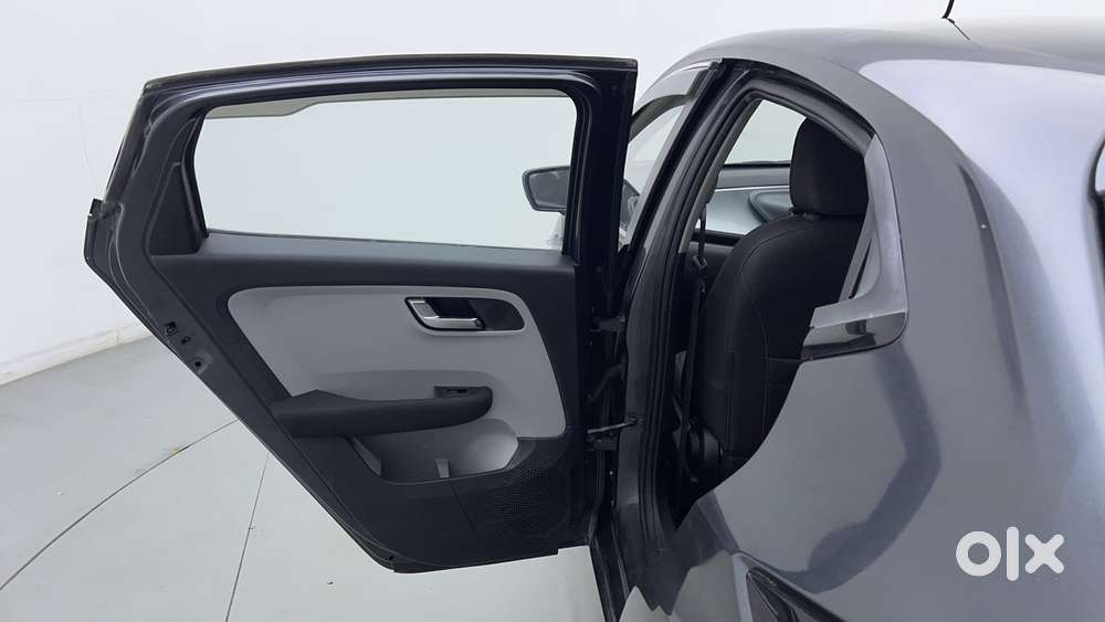 Tata Altroz Xz, 2021, Petrol