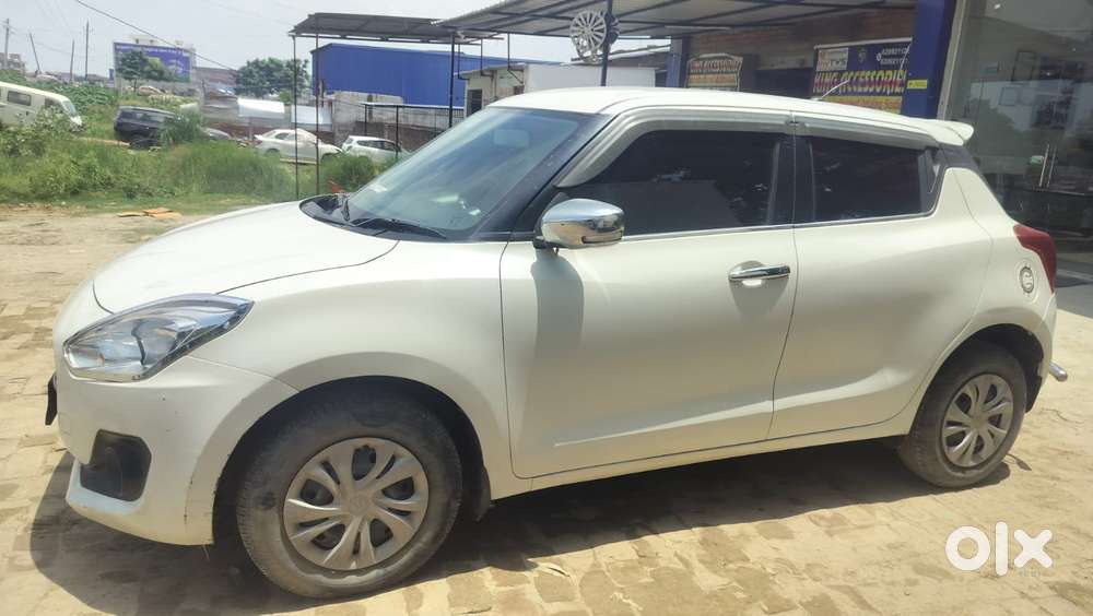 Maruti Suzuki Swift Vvt Vxi, 2021, Petrol