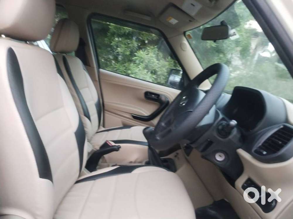 Mahindra Tuv 300 T6 Plus, 2019, Diesel
