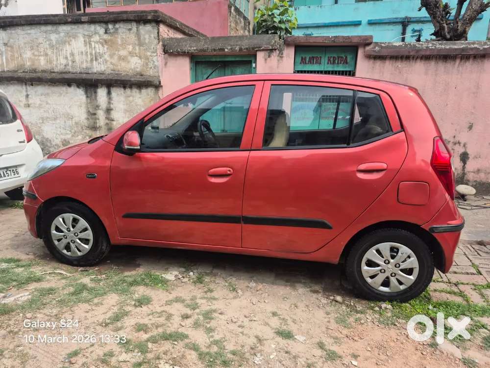 Hyundai Grand I10 2011 Petrol 68000 Km Driven