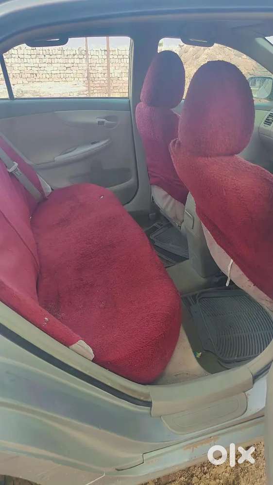 Toyota Corolla Altis 2010