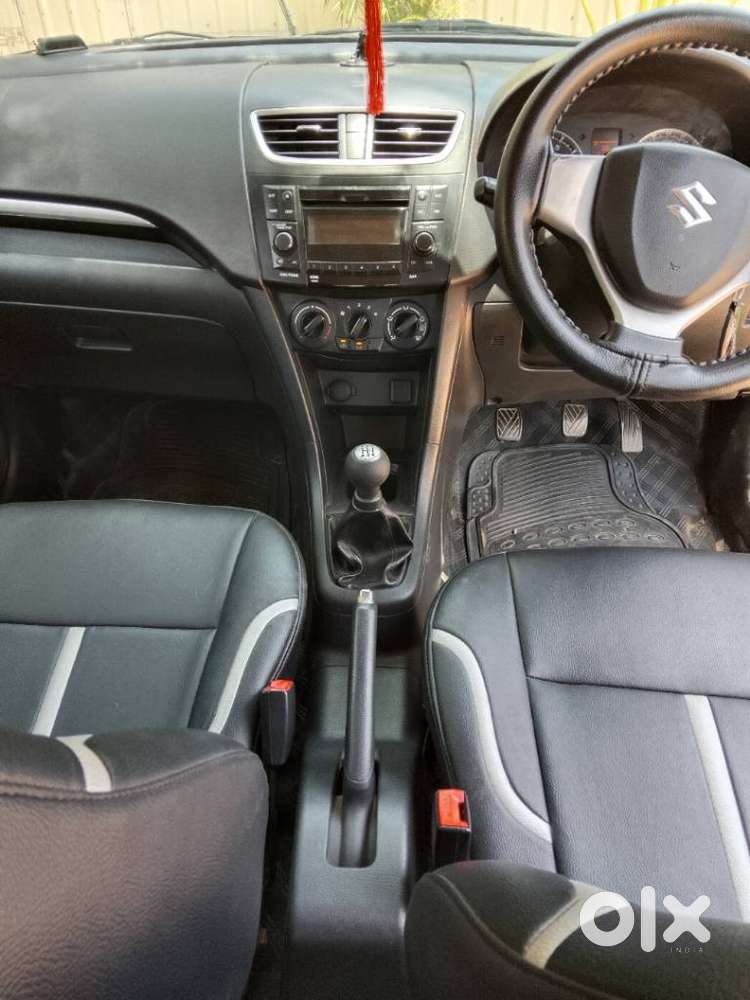Maruti Suzuki Swift Vxi 1.2 Abs Bs-iv, 2015, Petrol