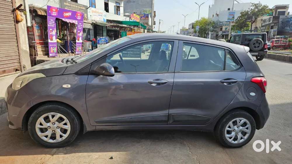 Hyundai Grand I10 2017 Petrol Well Maintained