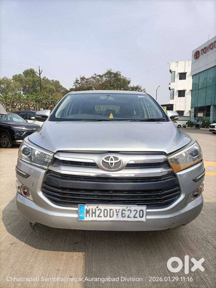 Toyota Innova Crysta 2.4 V 8 Str, 2016, Diesel