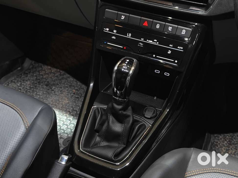 Skoda Kushaq 1.0 Tsi Style At, 2024, Petrol
