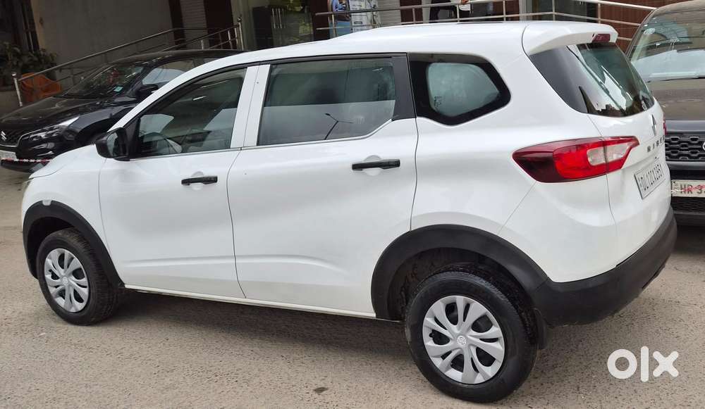 Renault Triber Rxl, 2023, Petrol
