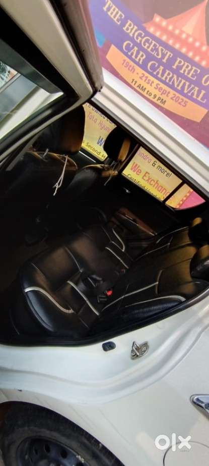 Maruti Suzuki Swift Vxi Optional, 2017, Petrol