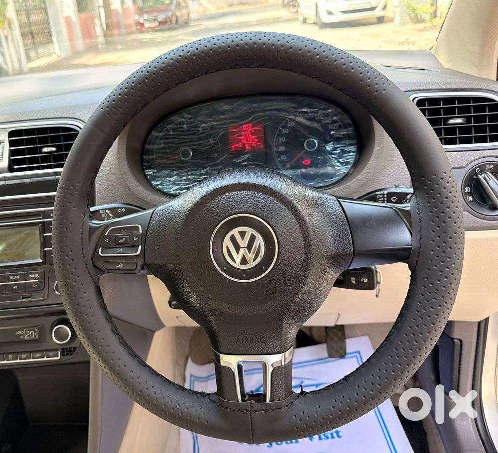 Volkswagen Vento 1.5 Highline Connect Edition, 2013, Petrol