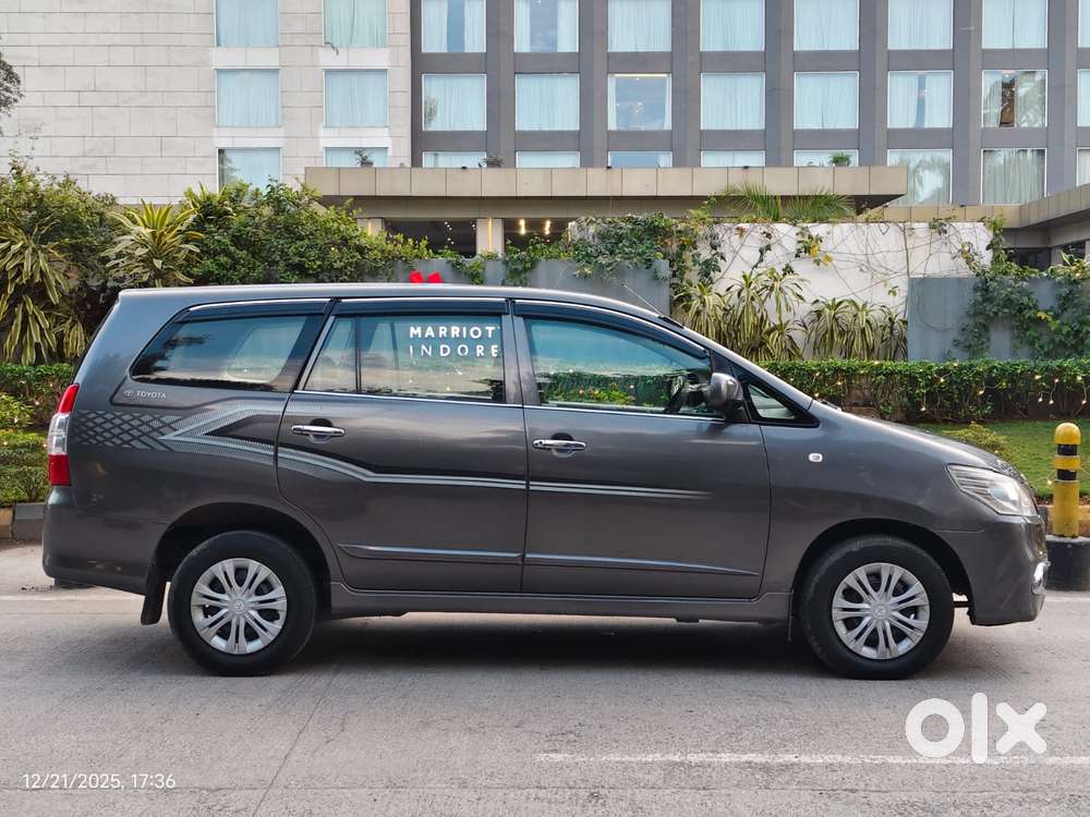 Toyota Innova 2.5 G (diesel) 8 Seater, 2014, Diesel