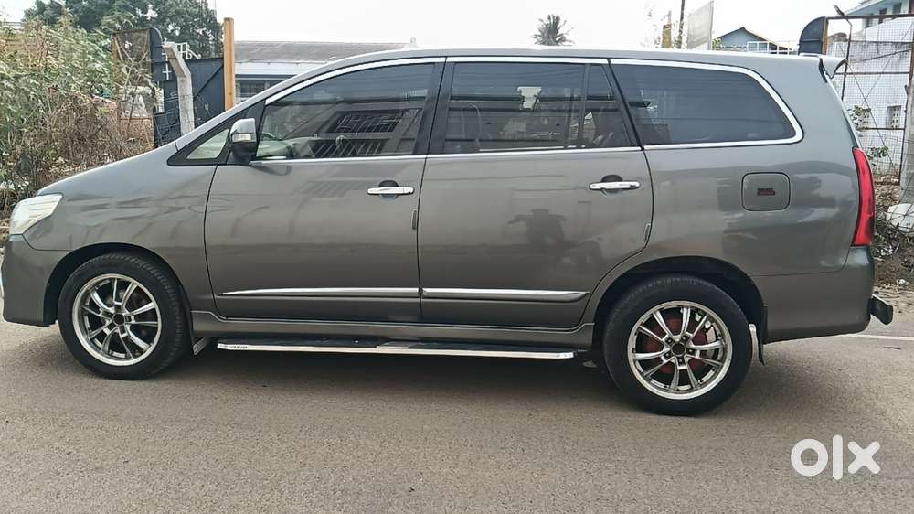 Toyota Innova 2.5 V 7 Str, 2011, Diesel