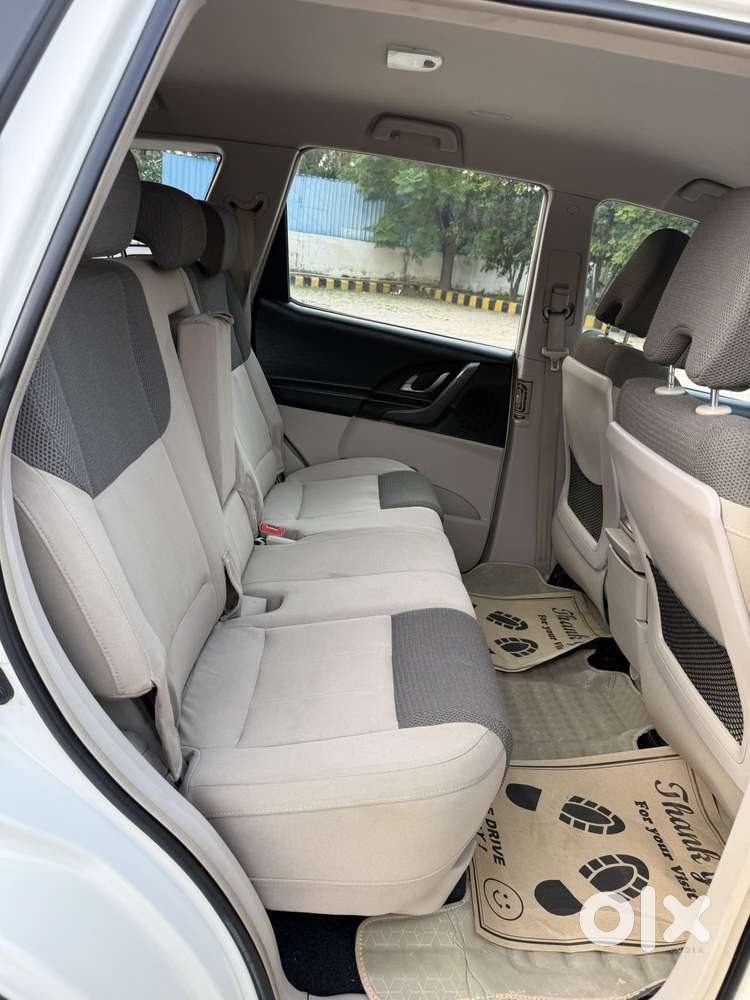 Mahindra Xuv500 W6 At, 2016, Diesel