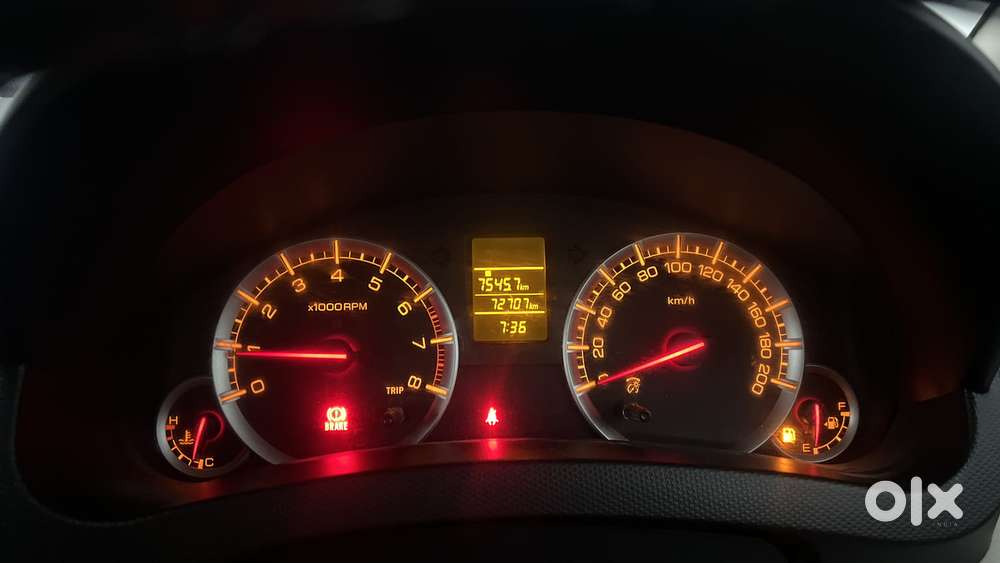 Maruti Suzuki Swift Dzire 1.3 Vxi, 2014, Petrol