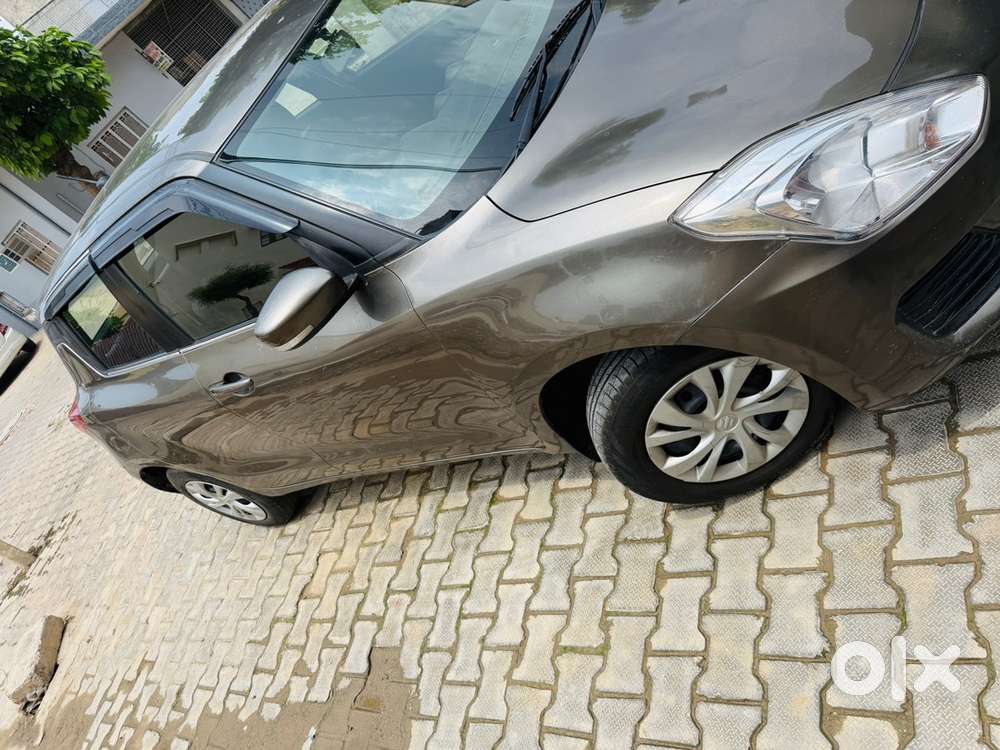 Maruti Suzuki Swift Petrol Manual 2021
