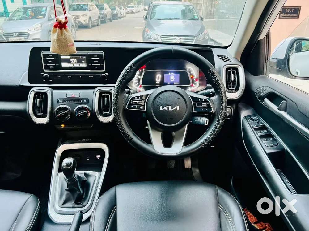Kia Sonet 2021 Petrol 37000 Km Driven