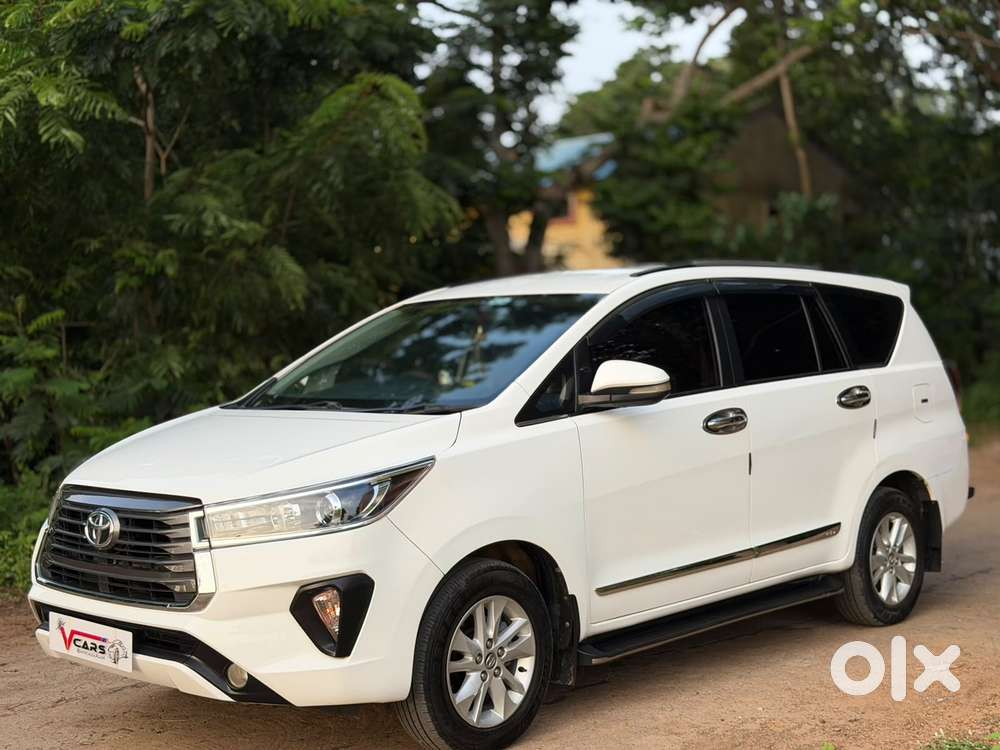 Toyota Innova Crysta 2.4 V 8 Str, 2018, Diesel