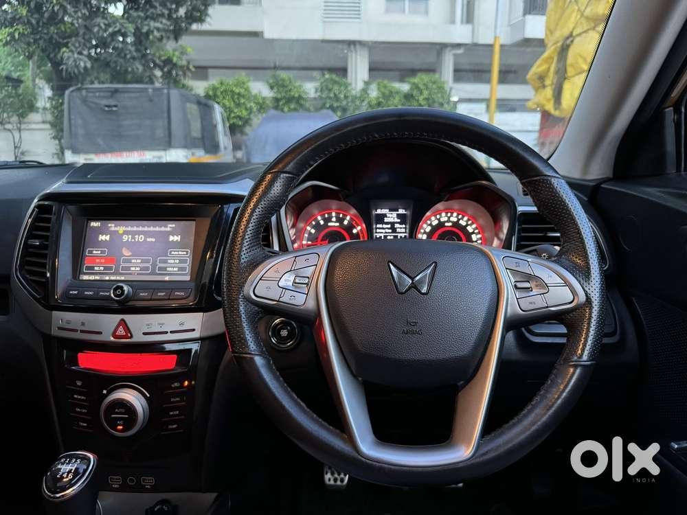 Mahindra Xuv300 W8 Option Dual Tone, 2023, Petrol