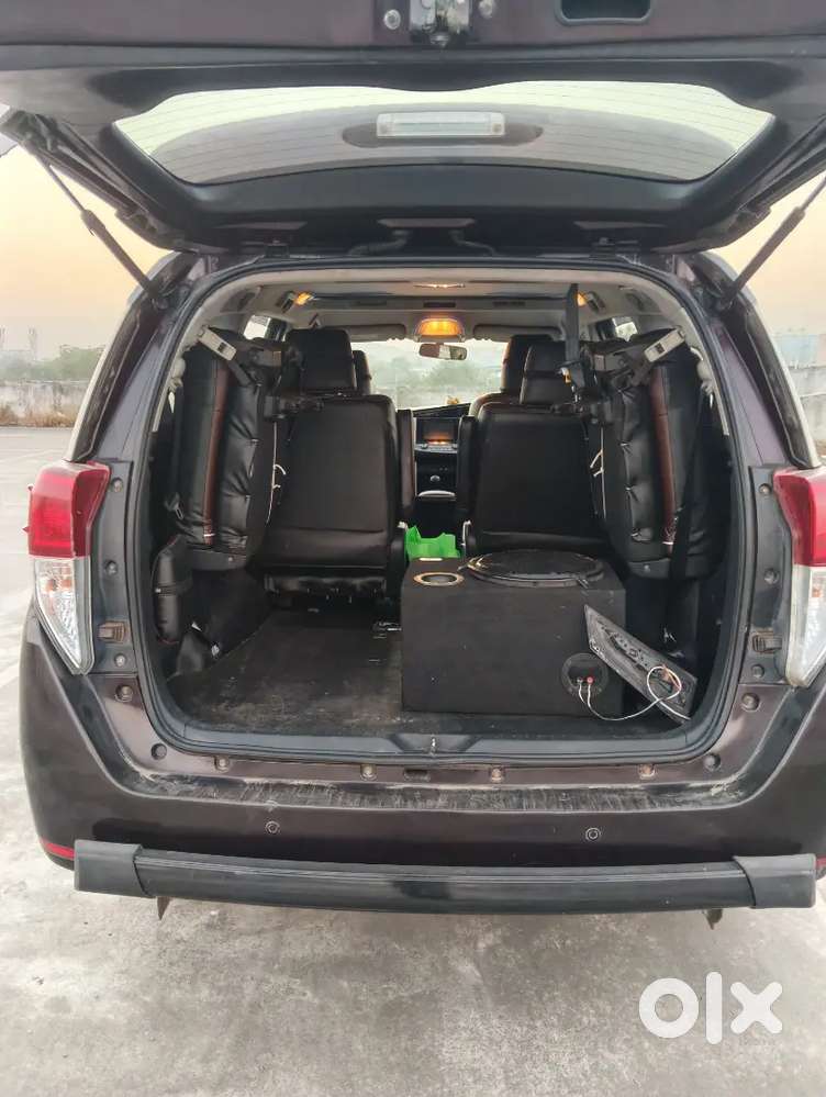 Toyota Innova Crysta 2018 Car