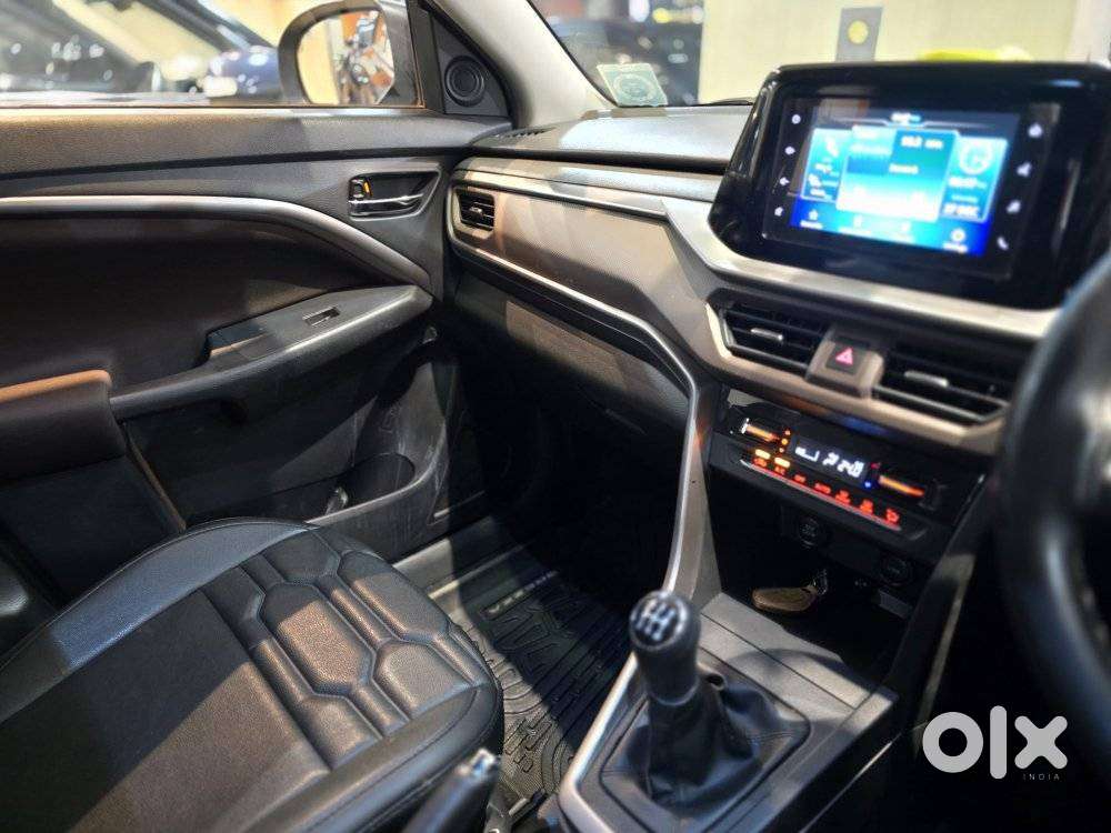 Maruti Suzuki Brezza 1.5 Zxi Smart Hybrid, 2025, Petrol