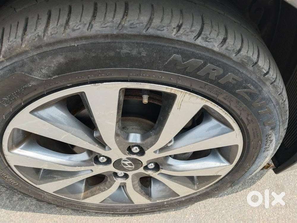Hyundai Verna 1.6 Sx (o) Vtvt, 2016, Petrol