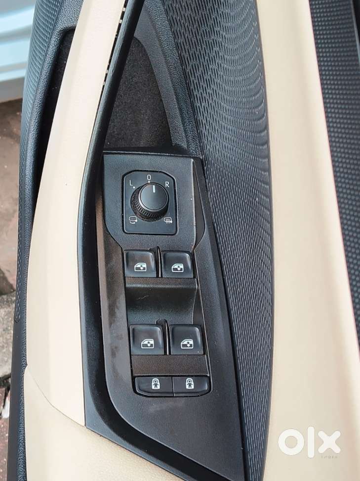 Skoda Octavia 2.0 L K Tsi At, 2022, Petrol