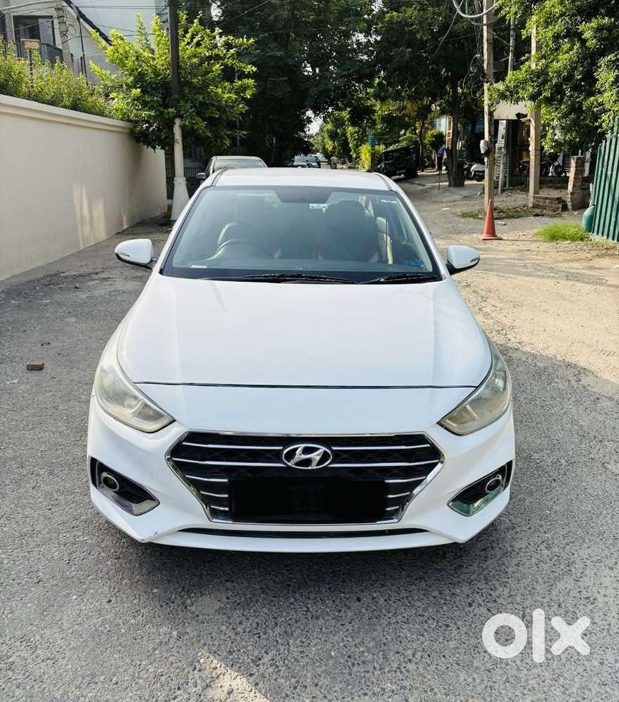 Hyundai Verna Crdi 1.6 At Ex, 2018, Diesel