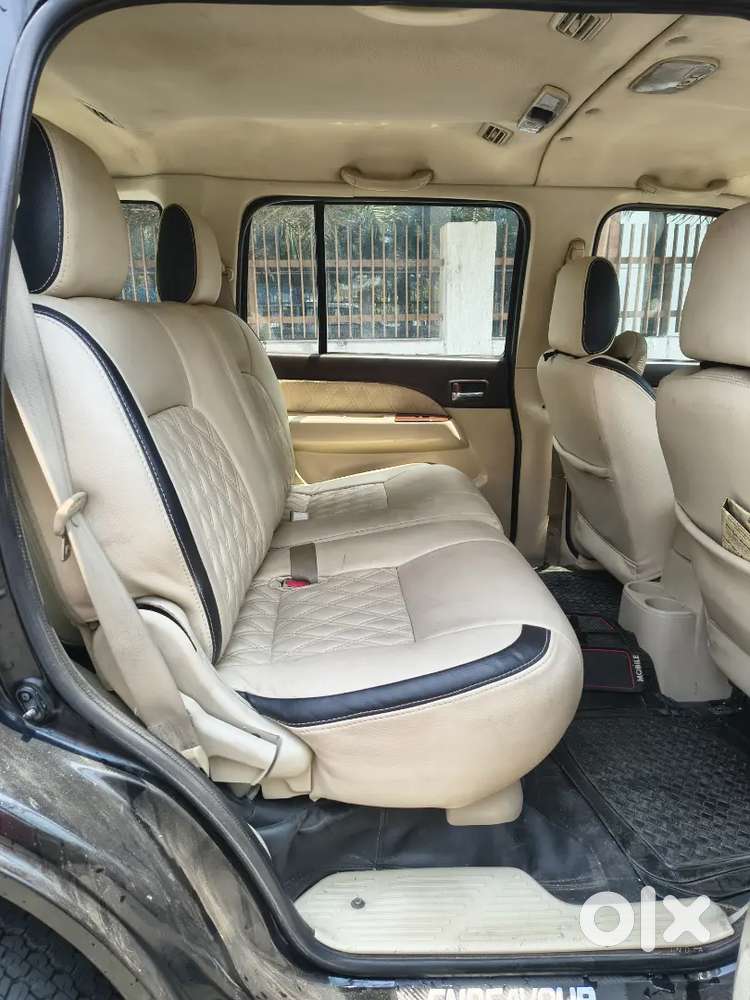 Ford Endeavour 2011 Diesel 139451 Km Driven