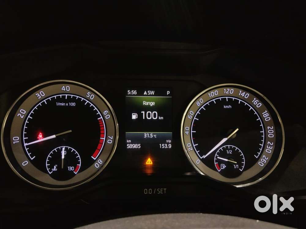 Skoda Superb Lk 1.8 Tsi At, 2019, Petrol