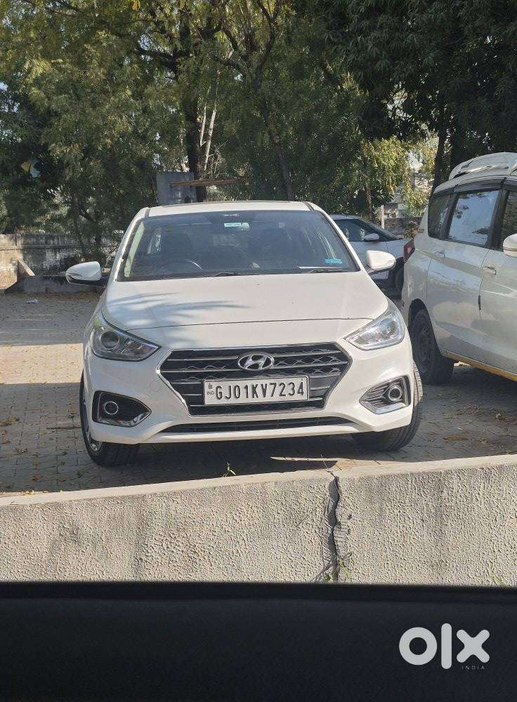 Hyundai Verna 1.6 Sx (o) Vtvt, 2019, Petrol