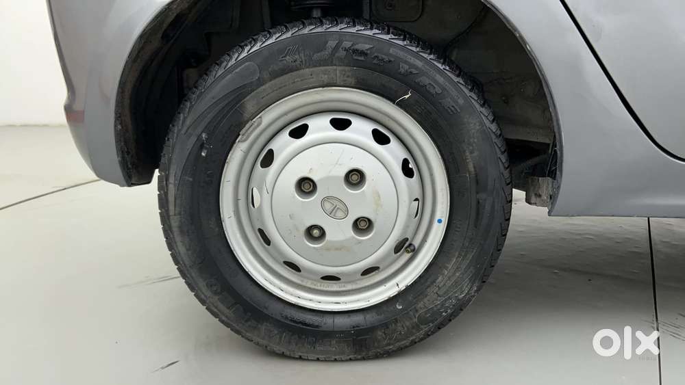 Tata Tiago 1.2 Revotron Xm, 2019, Petrol