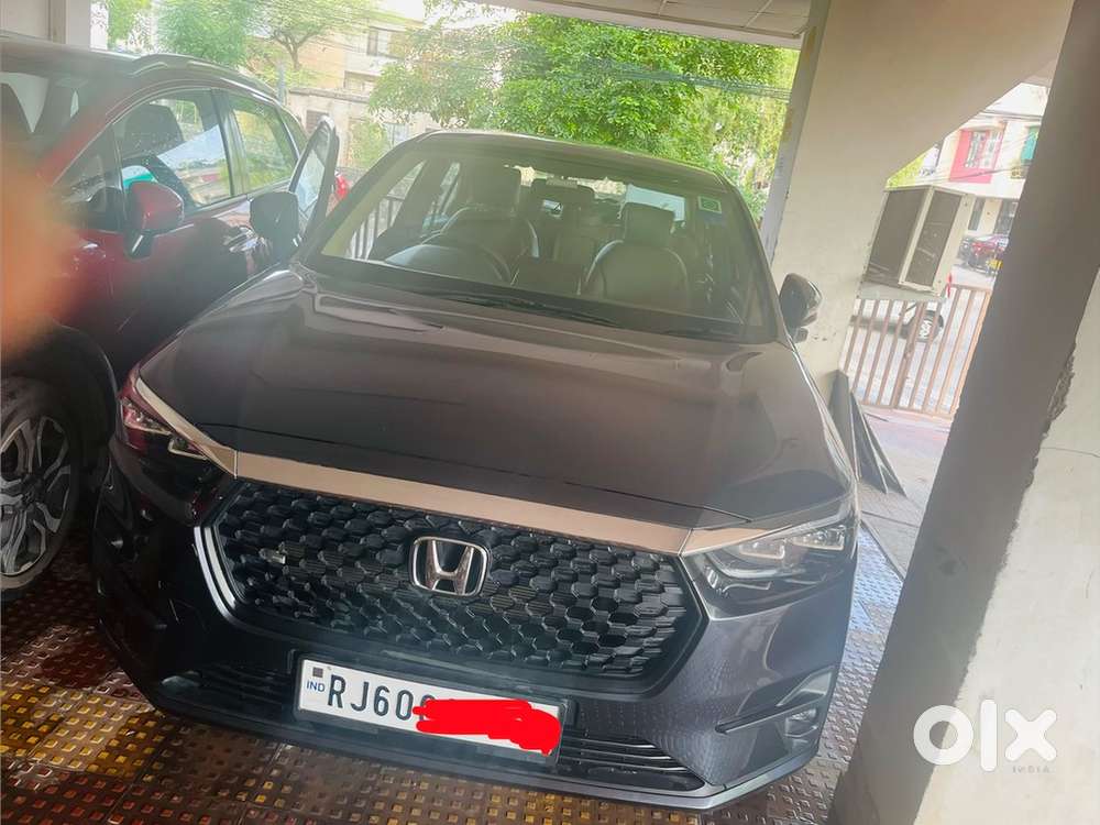Honda Amaze 3 Gen Vx Petrol Dec 2024 5 Years Warranty 7200km Only