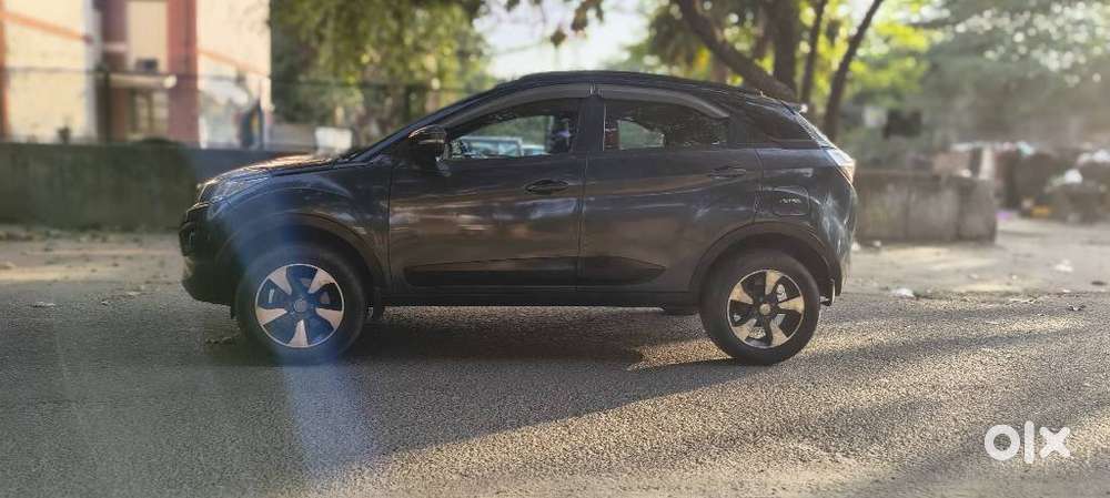 Tata Nexon 1.2 Revotron Xza Plus, 2020, Petrol