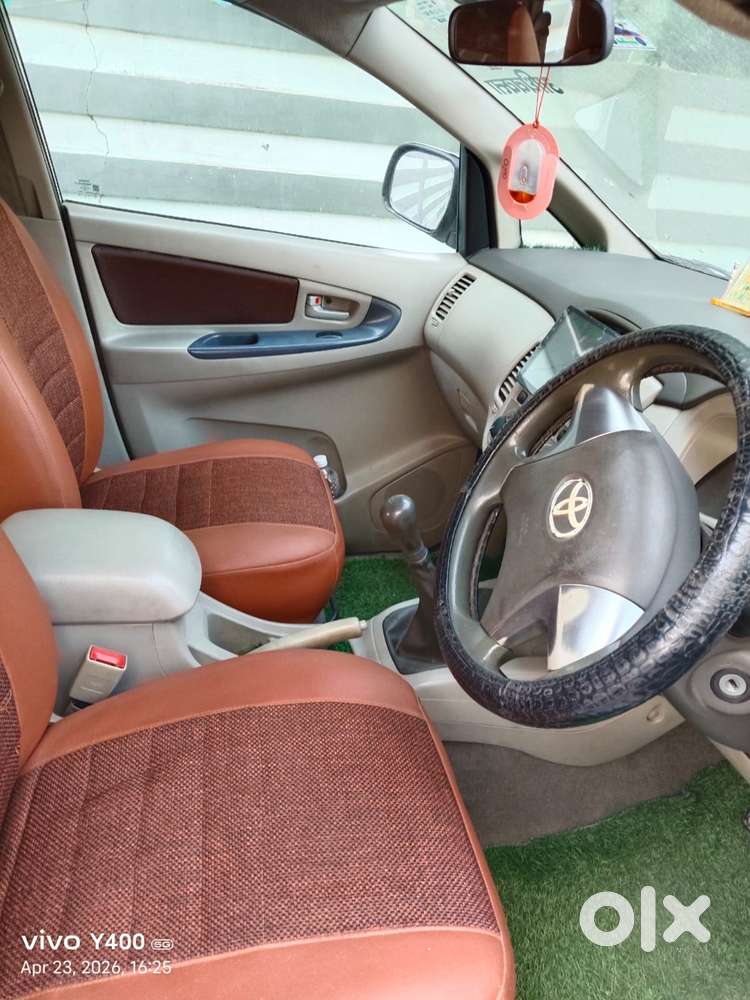 Toyota Innova 2.5 Gx 7 Str Bs-iii, 2014, Diesel