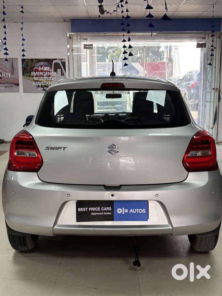 Maruti Suzuki Swift Vxi + Manual, 2023, Petrol