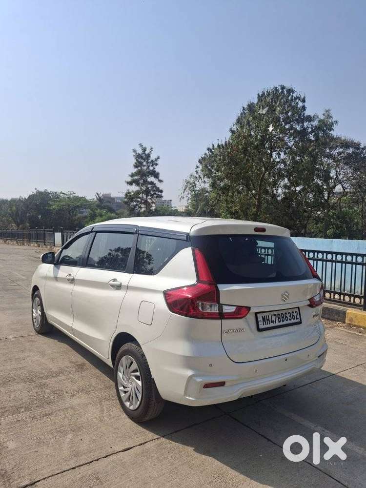 Maruti Suzuki Ertiga Vxi At Petrol, 2022, Petrol