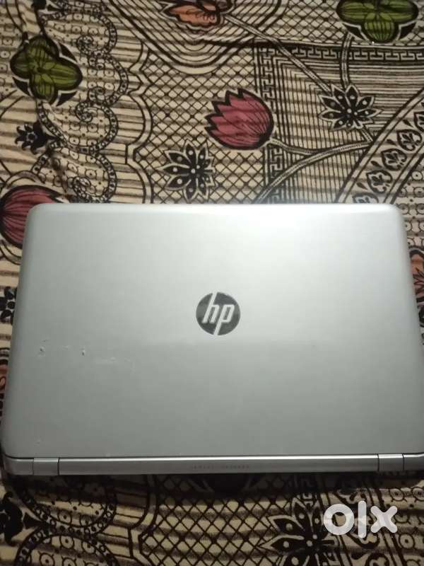 Hp laptop pavilion 15 i3 processor and 4gb ram and 466gb harddisk