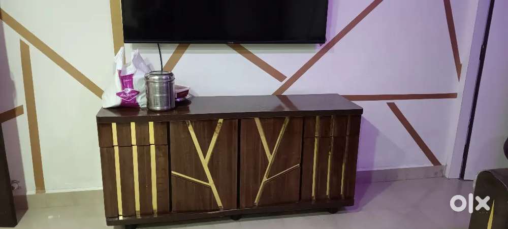 Tv unit brown