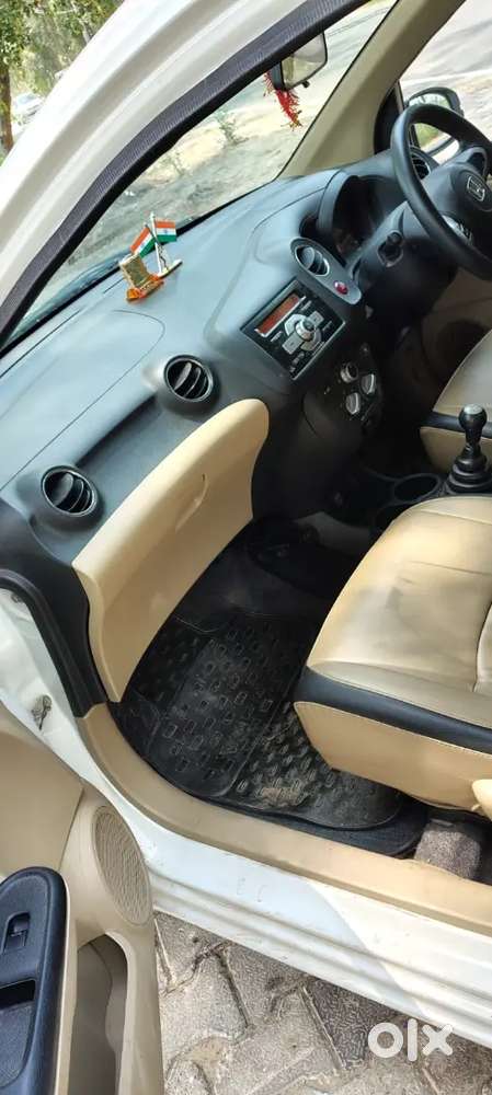 Honda Amaze 2015 I-vtec Cng
