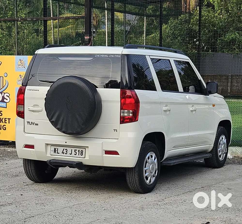 Mahindra Tuv 300 2016 Diesel 42000 Km Driven