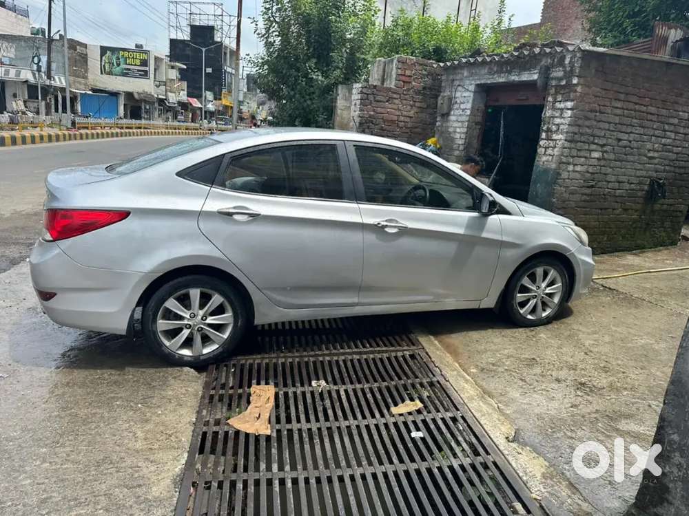 Hyundai Verna 1.6 Crdi 2012
