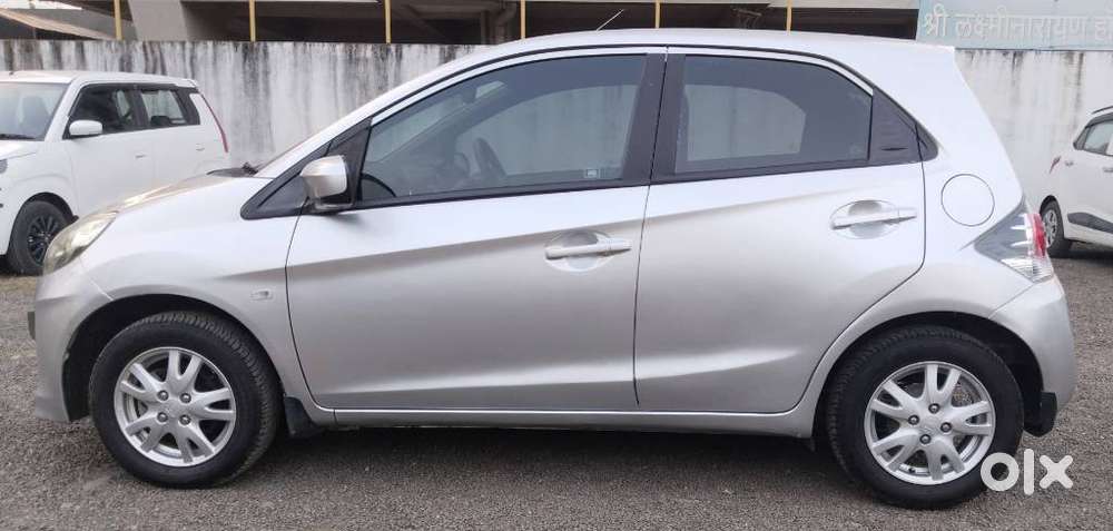 Honda Brio 2011-2013 V Mt, 2012, Petrol