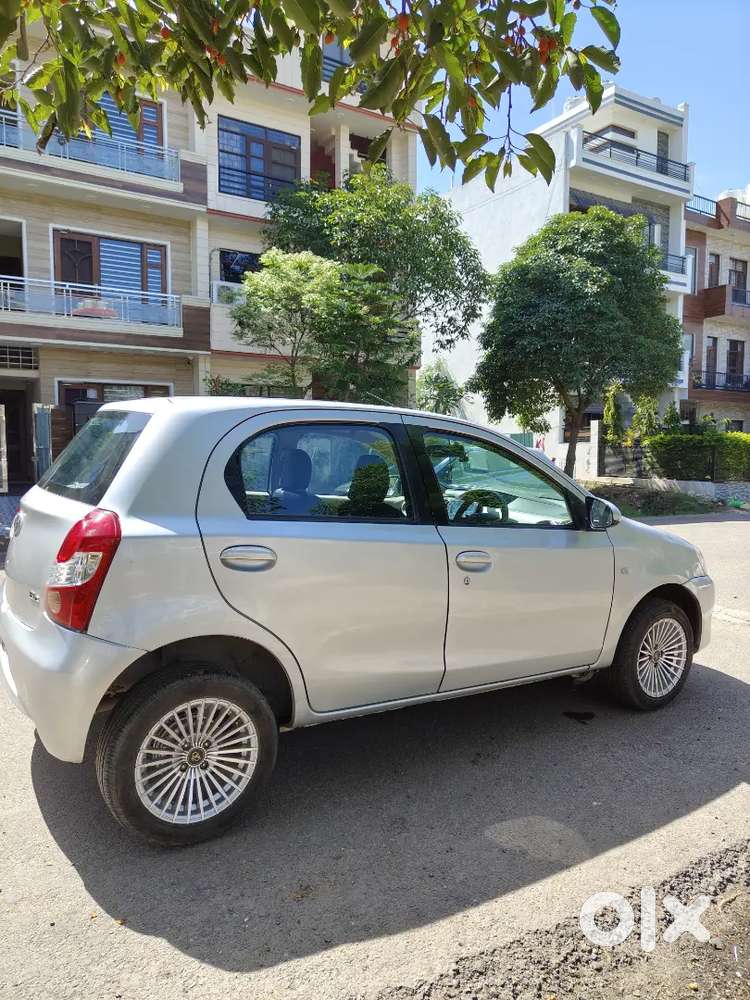 Toyota Etios Liva 2014