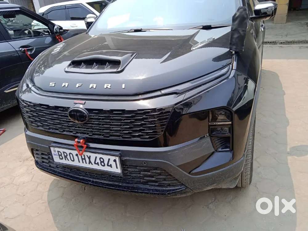 Tata Safari Dark Edition 2024