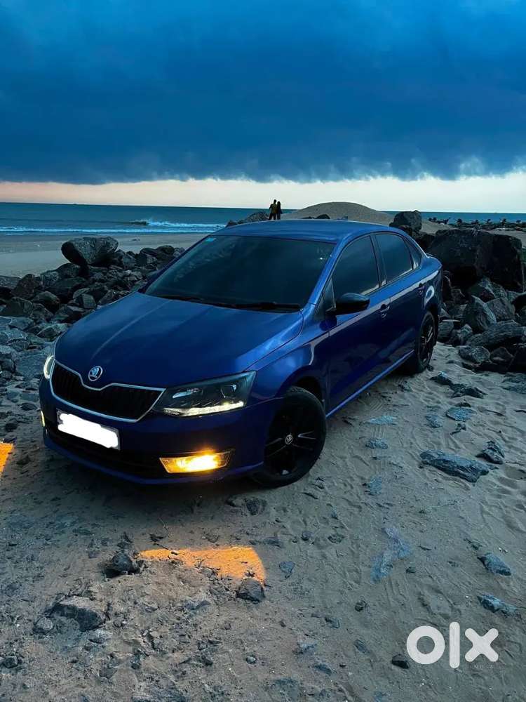 Skoda Rapid Petrol 1.6