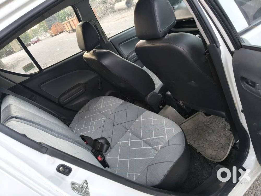Maruti Suzuki Ritz Lxi, 2012, Petrol