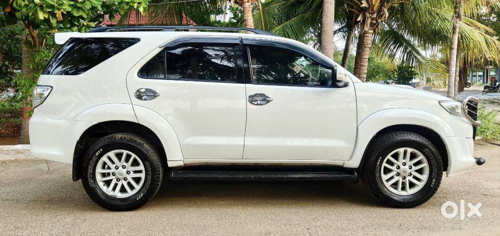 Toyota Fortuner 4x2 At, 2012, Diesel