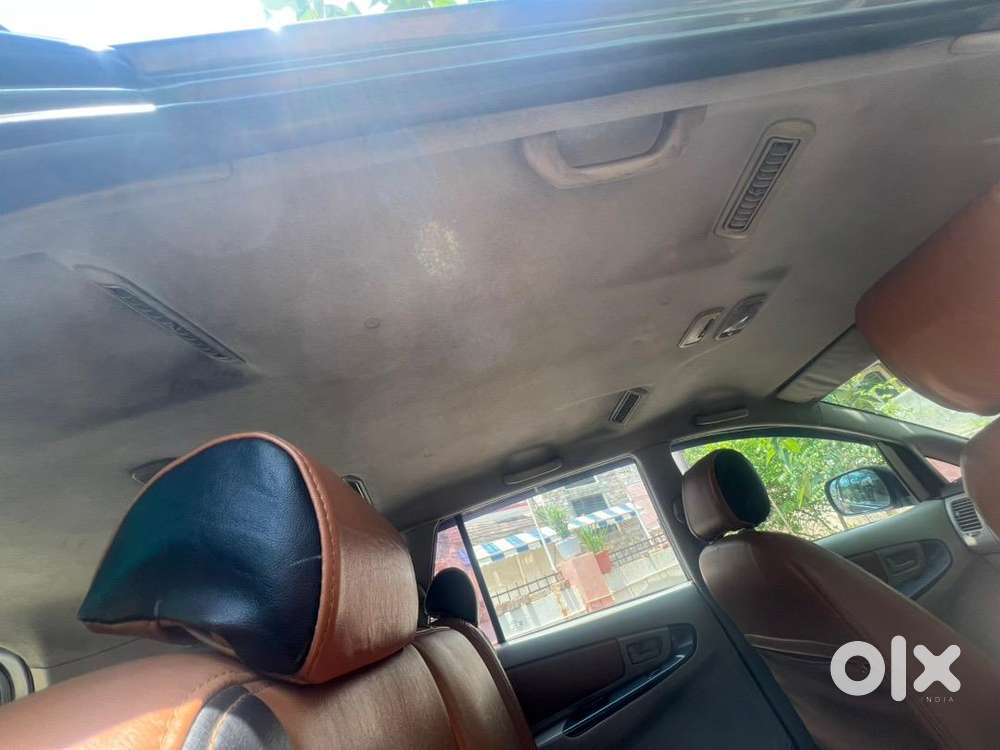 Toyota Innova 2012 Diesel Well Maintained