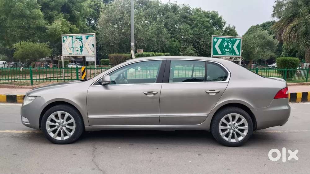 Skoda Superb, 2013, Petrol
