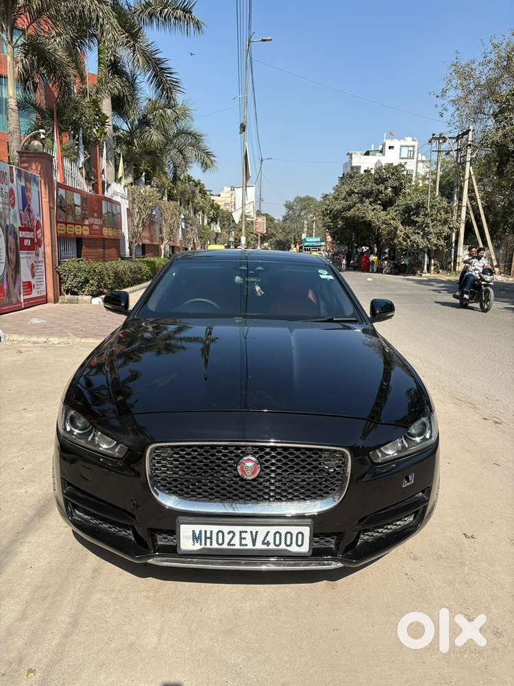 Luxurious Jaguar Xe  2018  Petrol 68800 Wsr