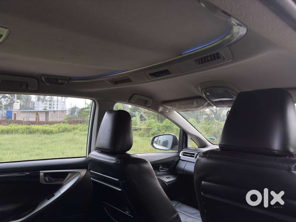 Toyota Innova Crysta 2.4 V 8 Str, 2018, Diesel