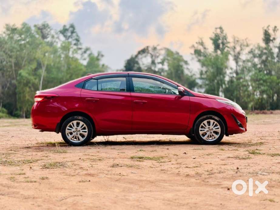 Toyota Yaris V, 2018, Petrol